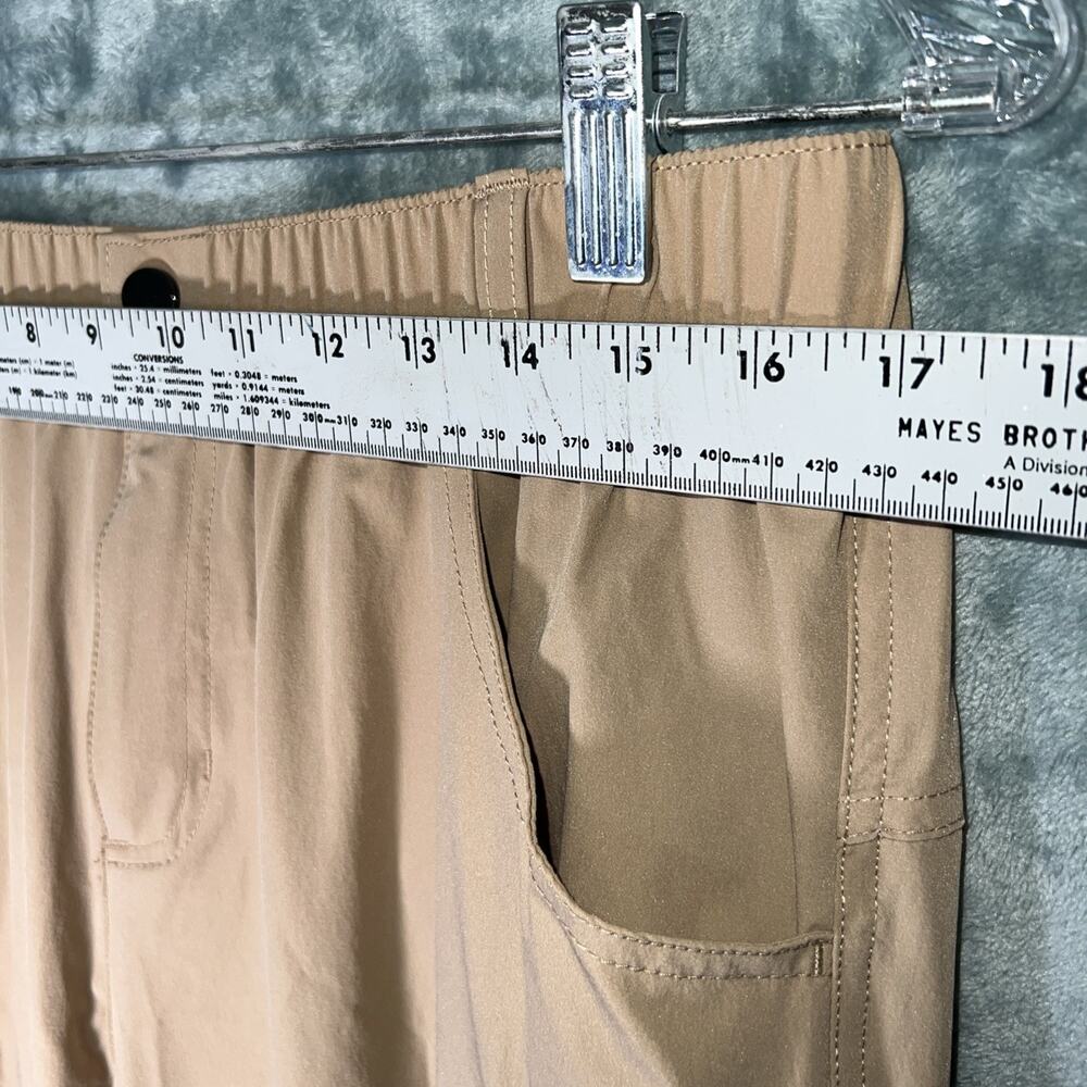 Kuenlun Top Knee Tan Shorts Large Elastic Waist Zippered Pockets, Lightweight - Picture 7 of 9